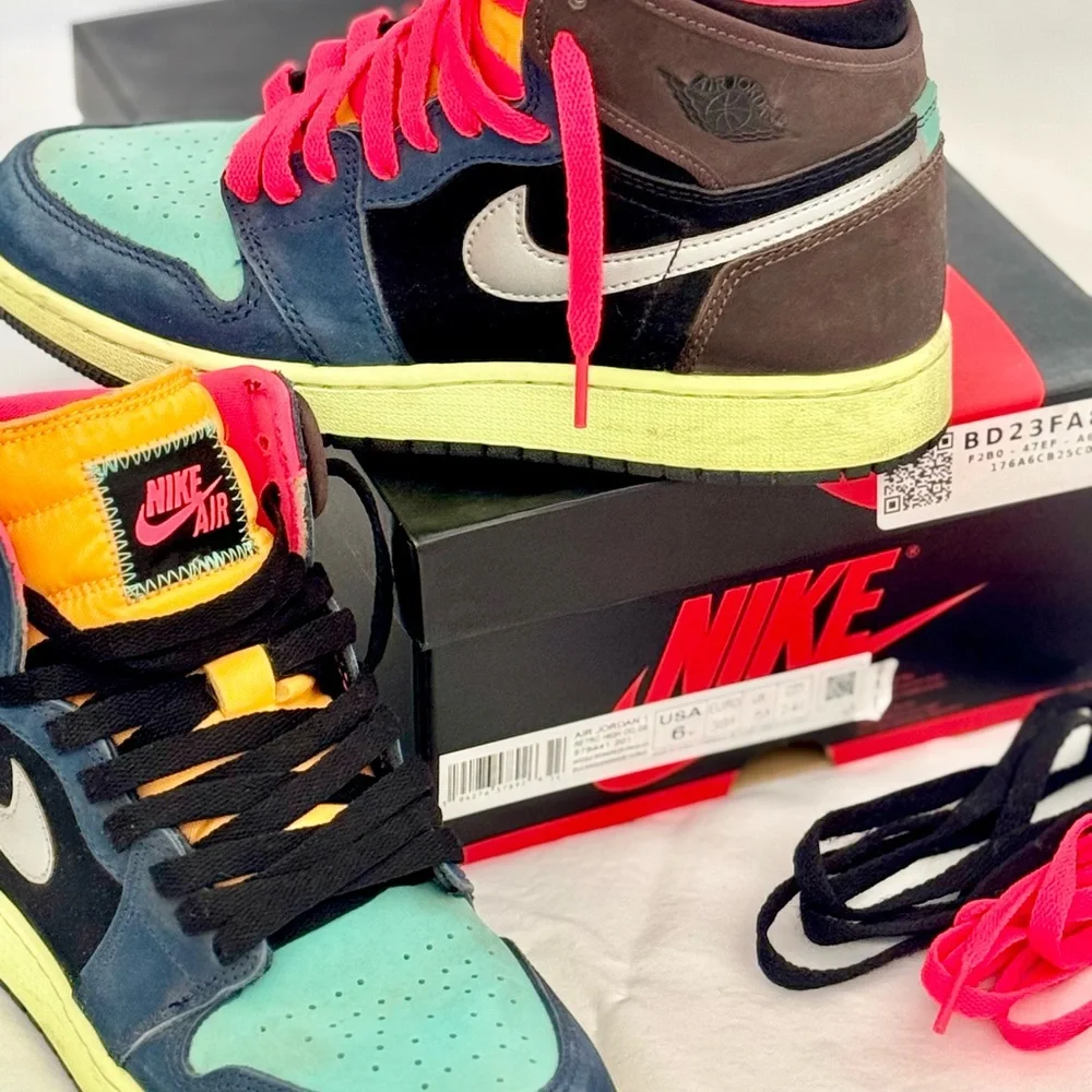 Nike Kids Multicolor High-Top Sneakers in Teal, Pink & Brown